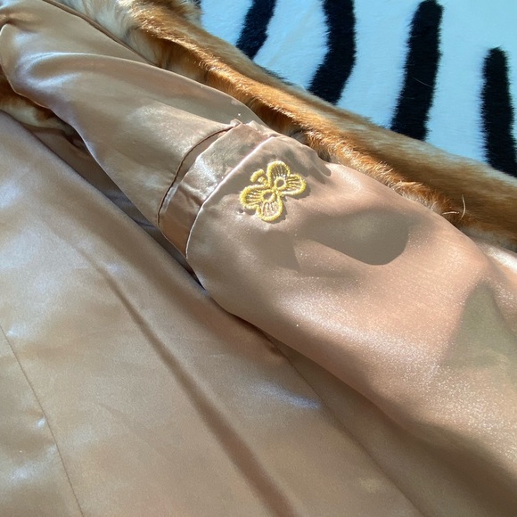 Curations Sleeveless Faux Fur Vest/Coat - Picture 10 of 14